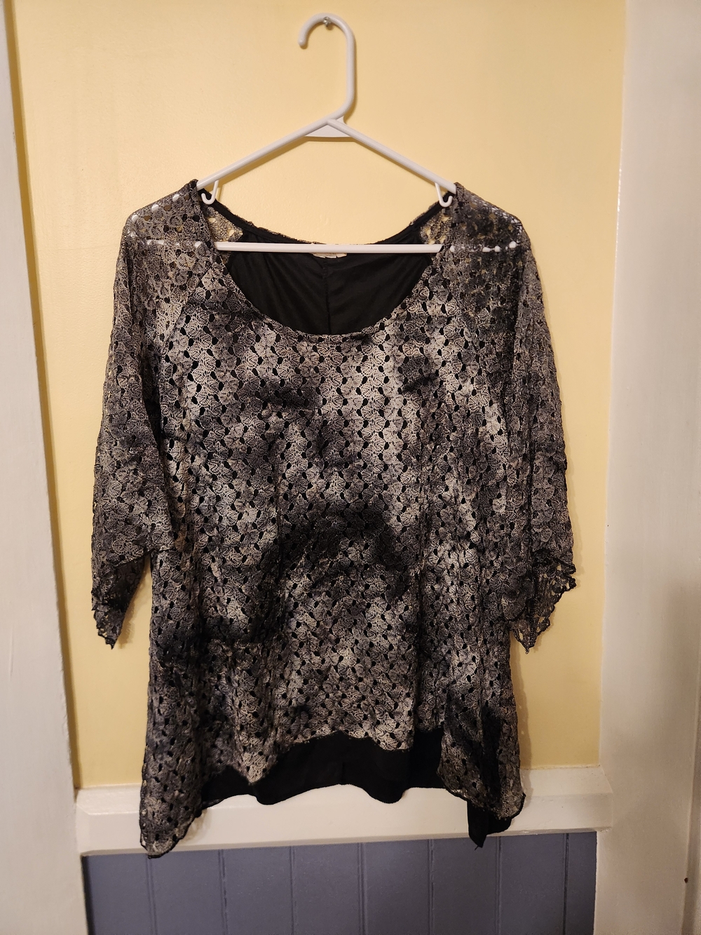 Brittany Black Black & Silver Lace-Effect Tunic Top
